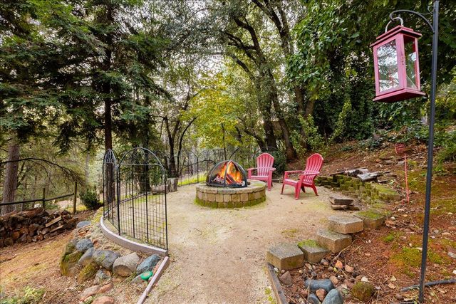 17117 Lawrence Way, Grass Valley, CA 95949