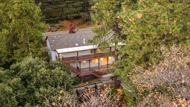 17117 Lawrence Way, Grass Valley, CA 95949