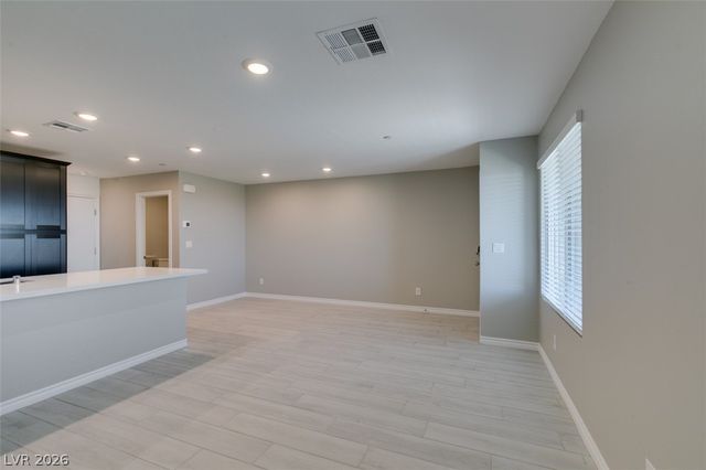 6184 Rathbone St, Las Vegas, NV 89166