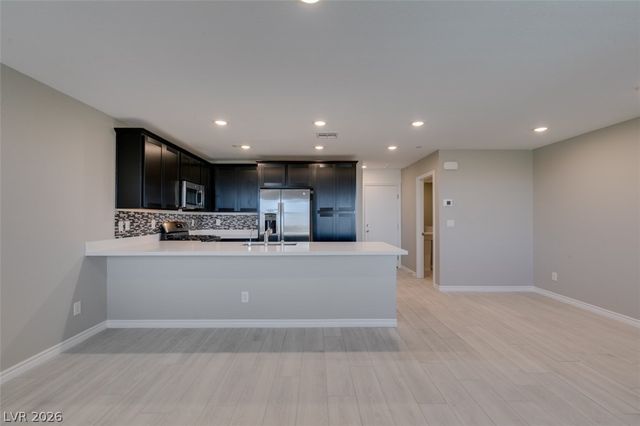 6184 Rathbone St, Las Vegas, NV 89166