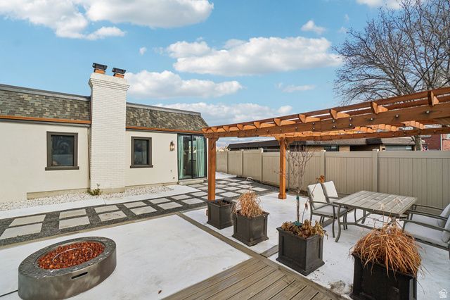 1475 E LAKEWOOD DR, Holladay, UT 84117