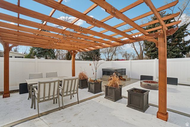 1475 E LAKEWOOD DR, Holladay, UT 84117