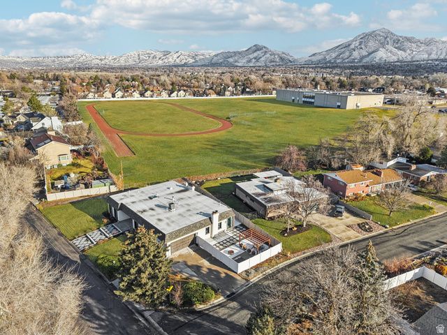 1475 E LAKEWOOD DR, Holladay, UT 84117