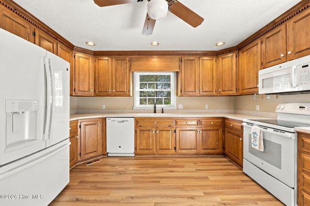 309 Forest Drive, La Grange, NC 28551