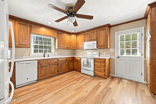 309 Forest Drive, La Grange, NC 28551