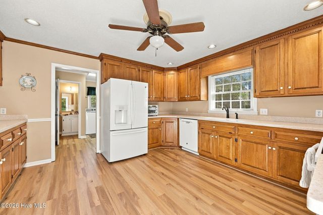 309 Forest Drive, La Grange, NC 28551
