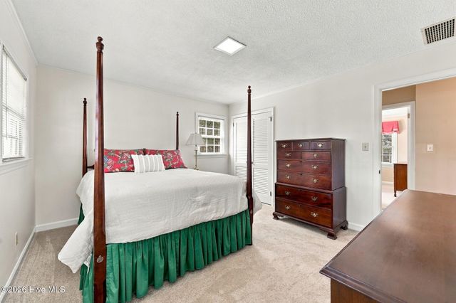 309 Forest Drive, La Grange, NC 28551