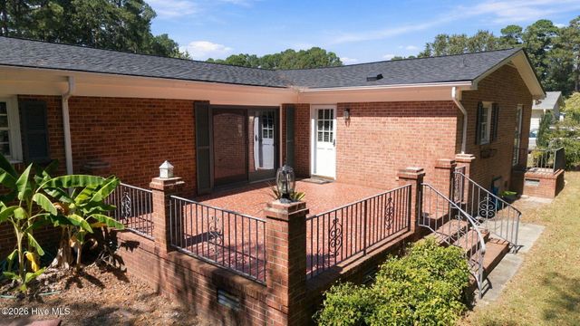 309 Forest Drive, La Grange, NC 28551