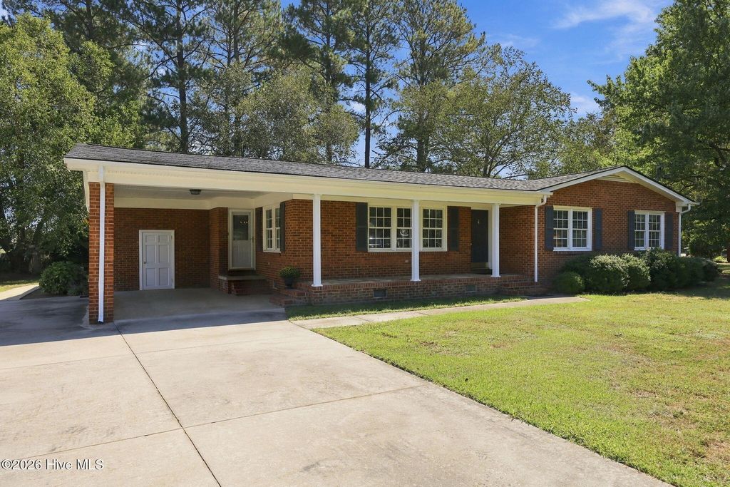 309 Forest Drive, La Grange, NC 28551