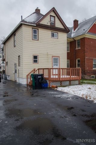 1852 Niagara Avenue, Niagara Falls, NY 14305