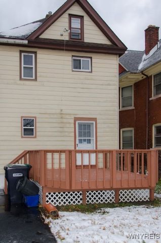 1852 Niagara Avenue, Niagara Falls, NY 14305