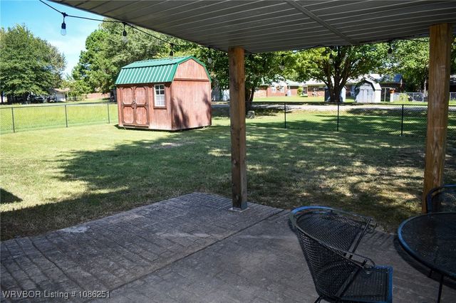 1108 N Bermuda Drive, Stigler, OK 74462