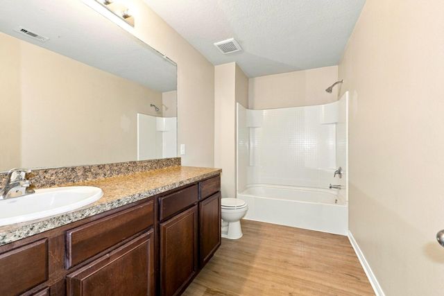 5827 Golden Cove Road, Cove, TX 77523