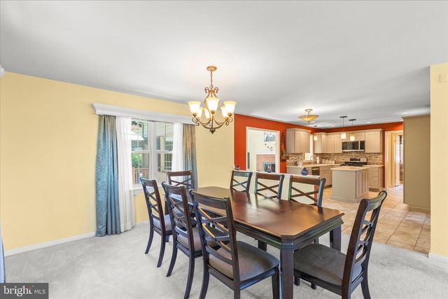 660 WOODSIDE RD, York, PA 17406