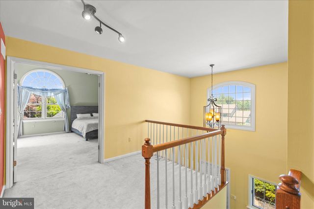 660 WOODSIDE RD, York, PA 17406