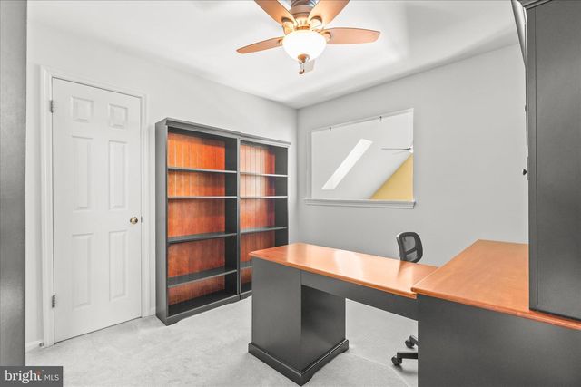 660 WOODSIDE RD, York, PA 17406
