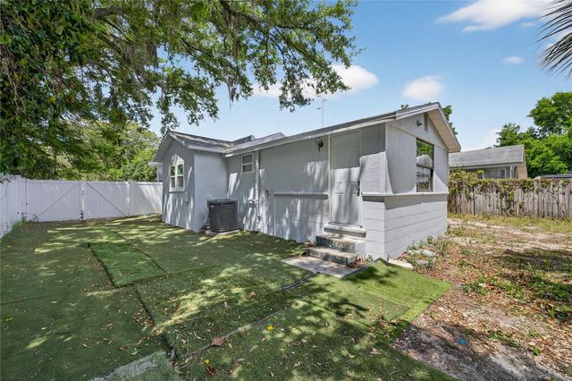 8711 N BOULEVARD ST, Tampa, FL 33604