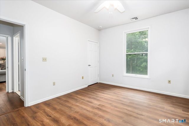 33 Greenknoll Drive, Brookfield, CT 06804