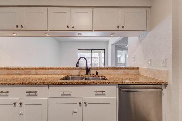 8100 Cambridge Street 114, Houston, TX 77054