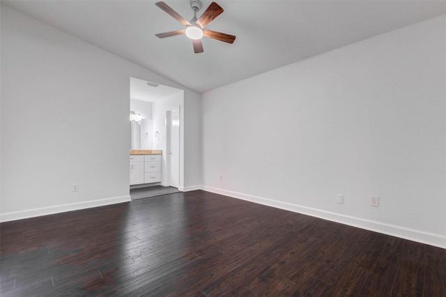 8100 Cambridge Street 114, Houston, TX 77054