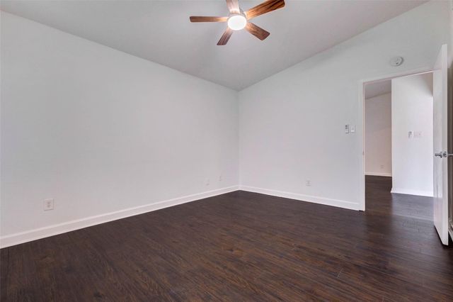 8100 Cambridge Street 114, Houston, TX 77054
