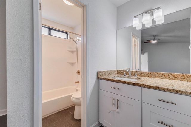 8100 Cambridge Street 114, Houston, TX 77054