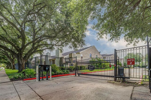 8100 Cambridge Street 114, Houston, TX 77054