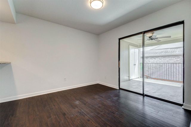 8100 Cambridge Street 114, Houston, TX 77054