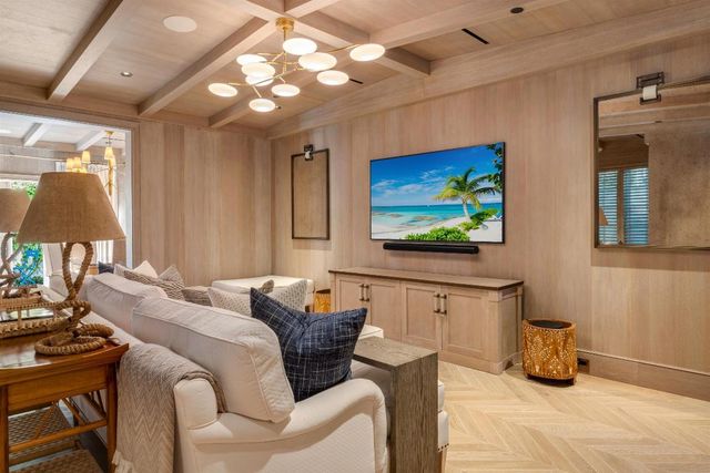 238 Phipps, Palm Beach, FL 33480