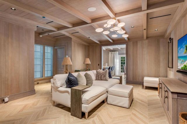 238 Phipps, Palm Beach, FL 33480