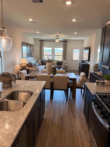 18807 Sage River Lane, Crosby, TX 77532