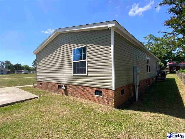 202 Walters St, Mccoll, SC 29570