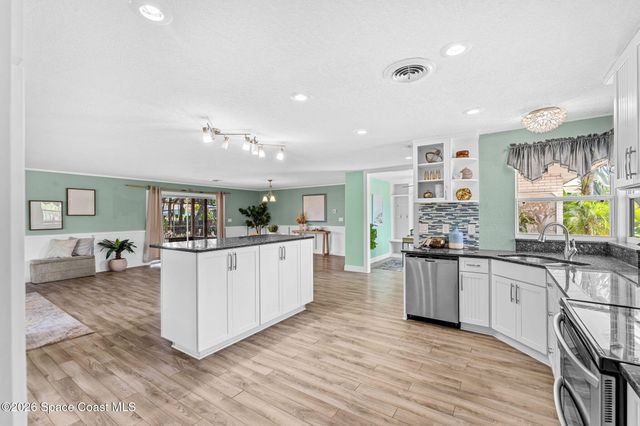 420 Harwood Avenue, Satellite Beach, FL 32937