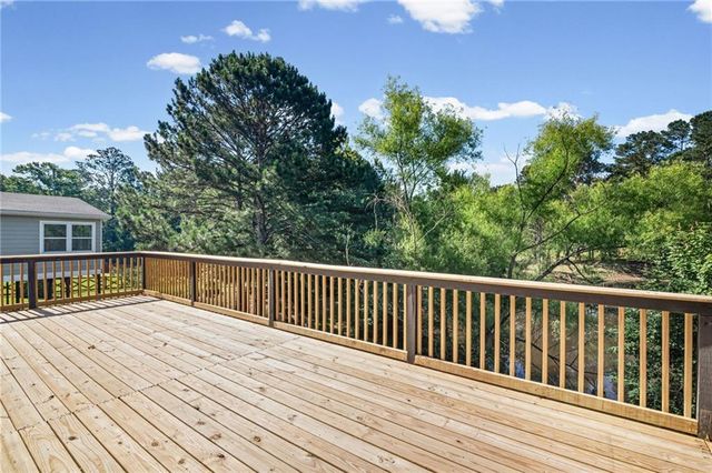 2275 Worthington Drive, Powder Springs, GA 30127