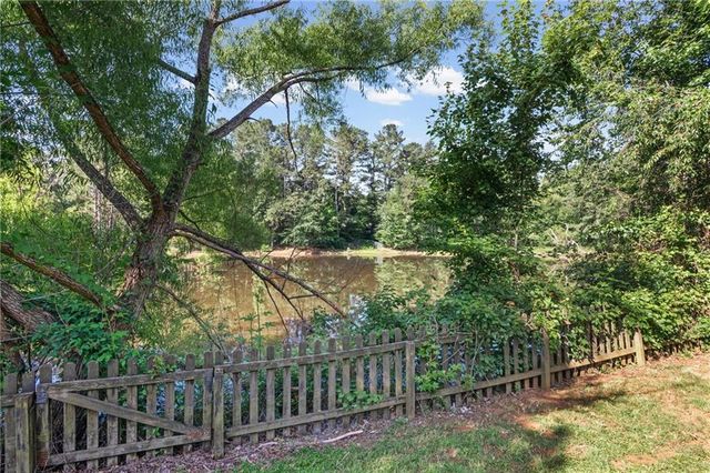 2275 Worthington Drive, Powder Springs, GA 30127