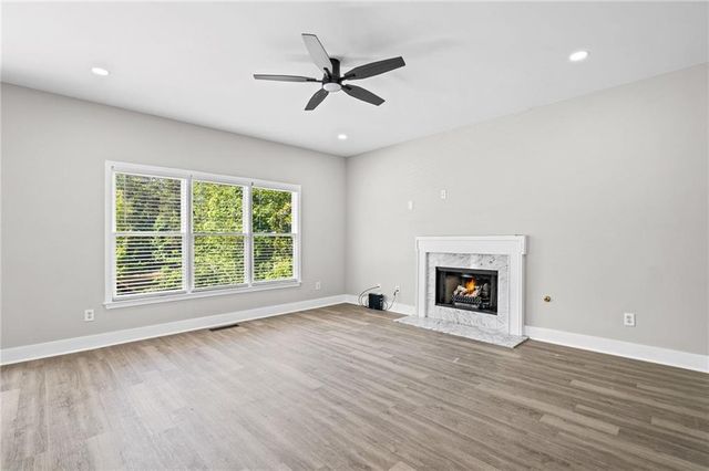 2275 Worthington Drive, Powder Springs, GA 30127