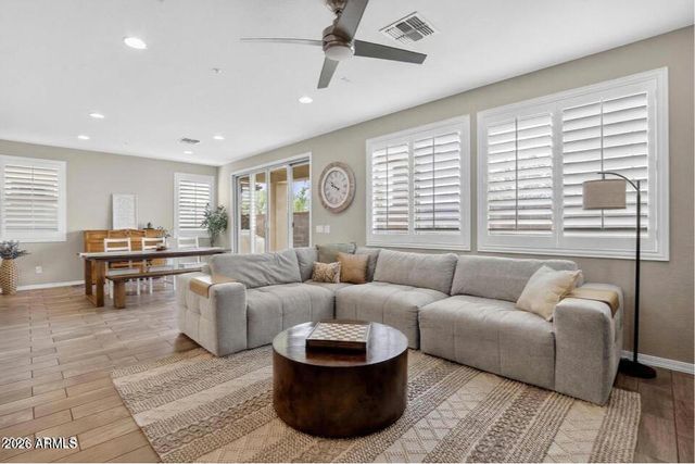 2419 W GLORIA Lane, Phoenix, AZ 85085
