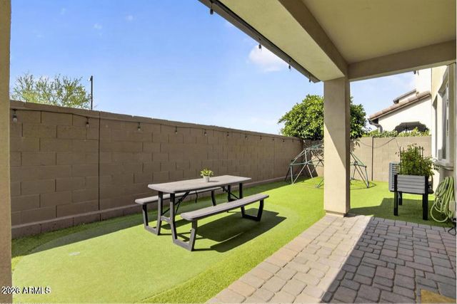 2419 W GLORIA Lane, Phoenix, AZ 85085
