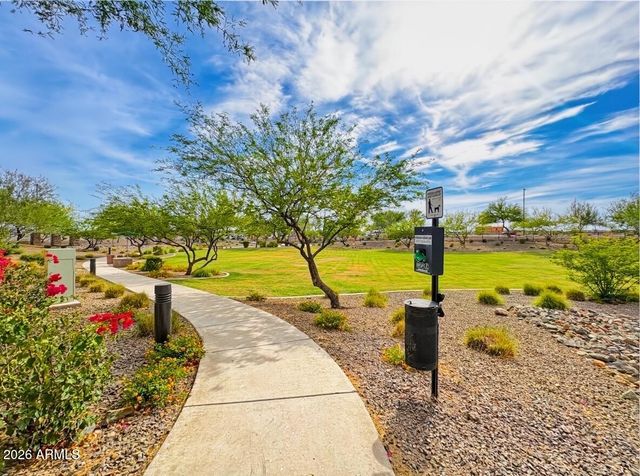 2419 W GLORIA Lane, Phoenix, AZ 85085