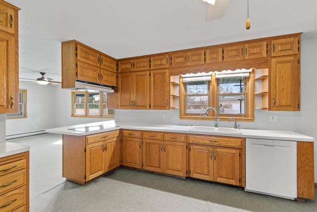 1104 Woodman Road, Janesville, WI 53545