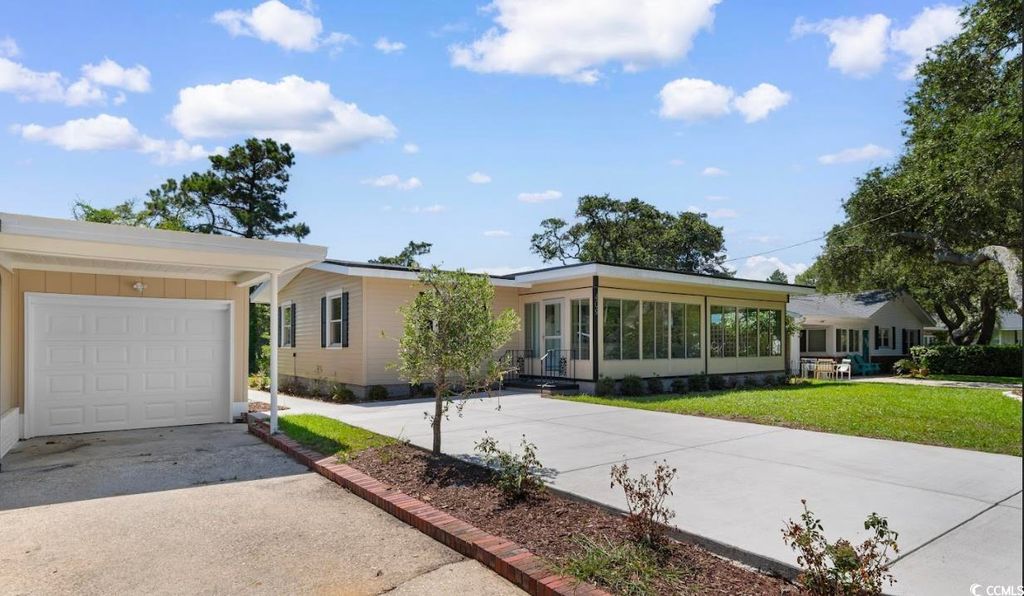 409 14th Ave. S, North Myrtle Beach, SC 29582