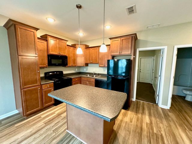 2225 Cedarbrook Court, Tallahassee, FL 32303