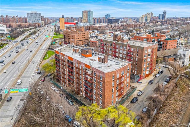 8616 60th Avenue 5P, Elmhurst, NY 11373