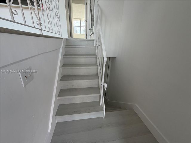 1104 W 44th St 87, Hialeah, FL 33012