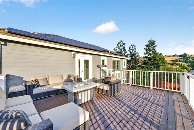 7016 Heartland Way, San Jose, CA 95135