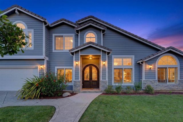 7016 Heartland Way, San Jose, CA 95135