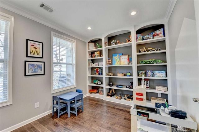 5932 Peacock Lane, Hoschton, GA 30548