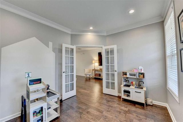 5932 Peacock Lane, Hoschton, GA 30548