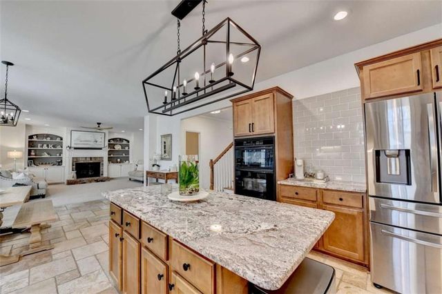 5932 Peacock Lane, Hoschton, GA 30548