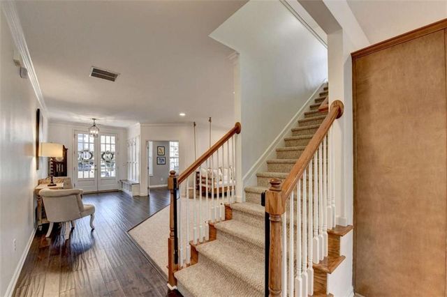 5932 Peacock Lane, Hoschton, GA 30548